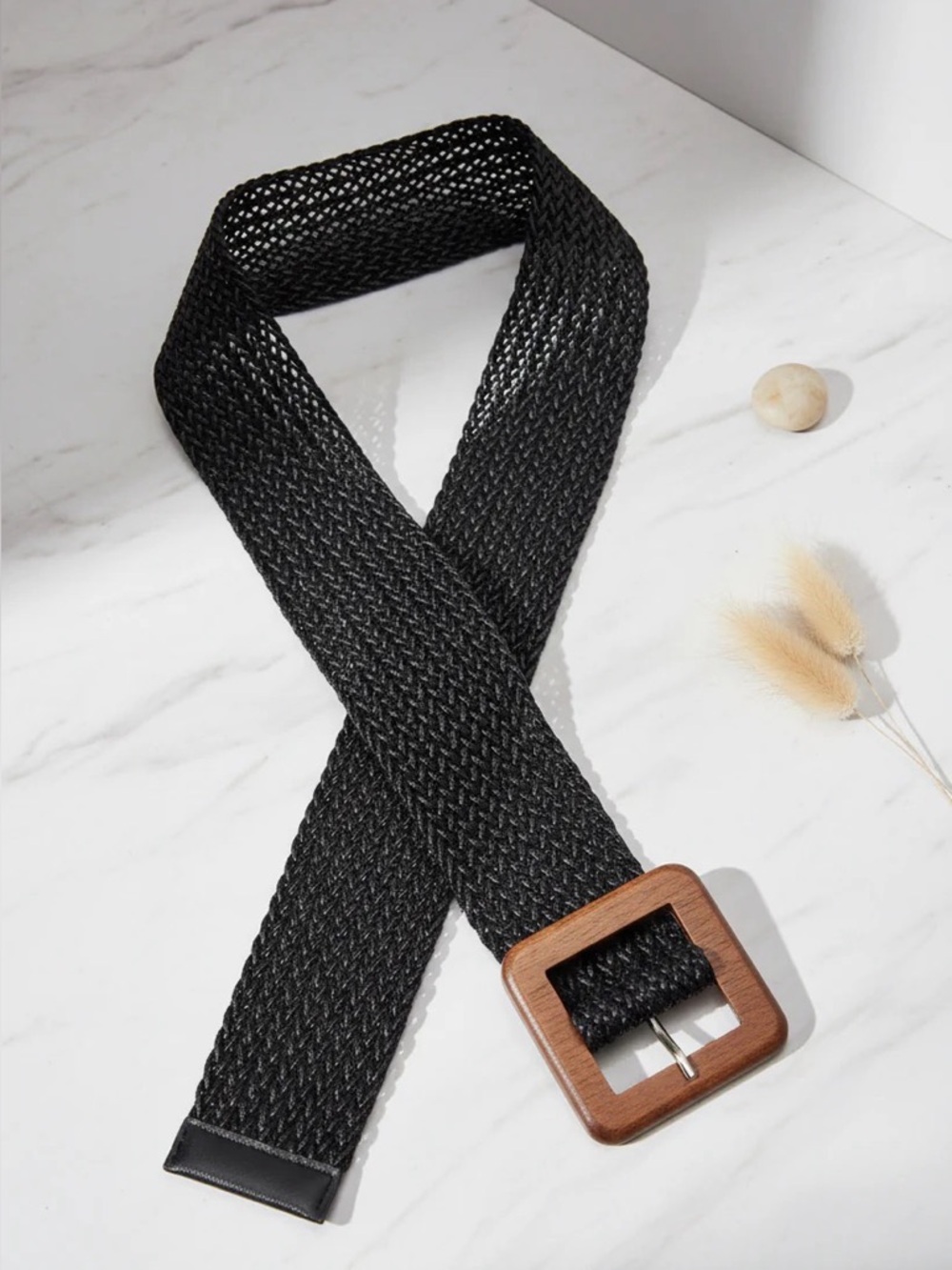 WOVEN PULSE BLACK WOODEN BUCKLE BRAIDED BELT - Picture 4 of 8